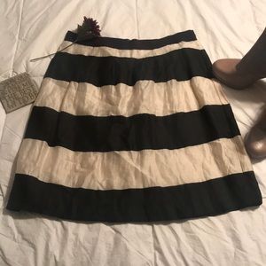 ⭐️Loft linen skirt!⭐️